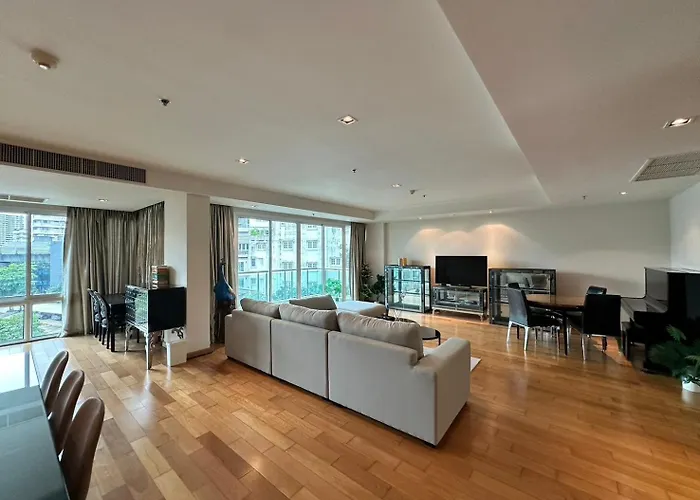Private Penthouse In Sukhumvit *