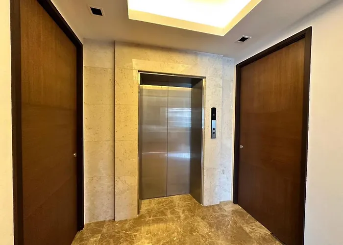 Private Penthouse In Sukhumvit * Bangkok